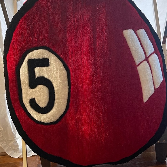 Candles and Custom Rugs - Picture 8 of 14